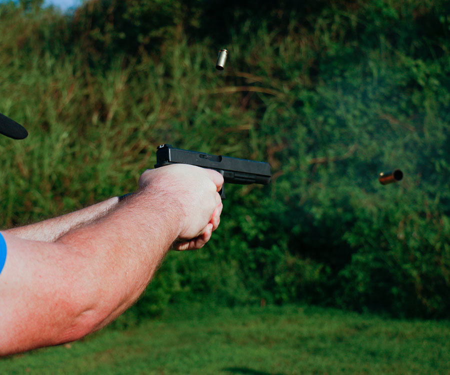 Two cases in the air, and two shots on target. The GLOCK 40 can be both fast and accurate.