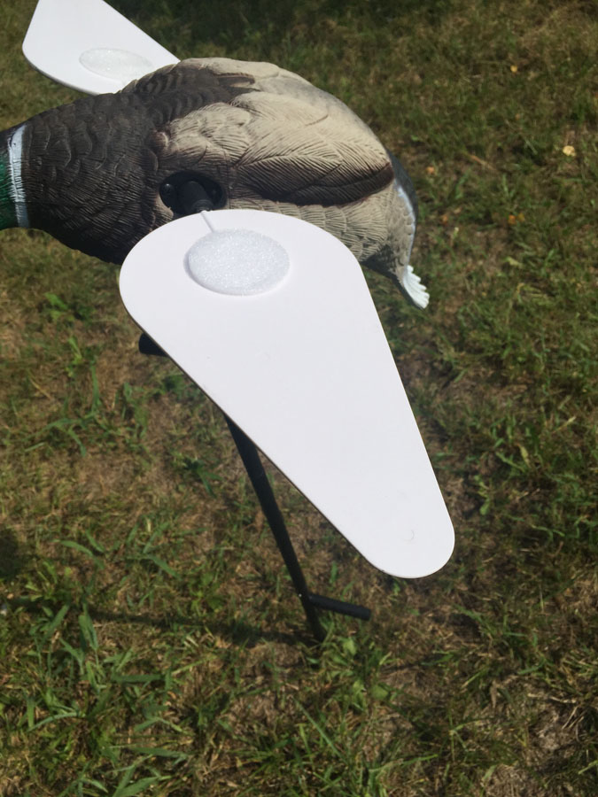 Lucky Ducks New HDi Lithium-Ion Spinning Decoy