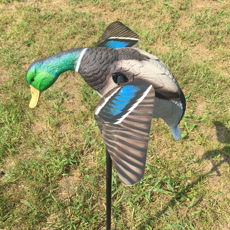 Lucky Ducks New HDi Lithium-Ion Spinning Decoy