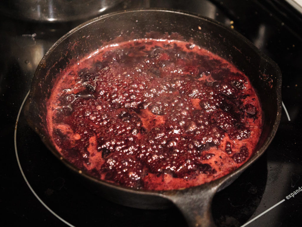 Simple Gourmet: Rich Blueberry Sauce For Holiday Roasts